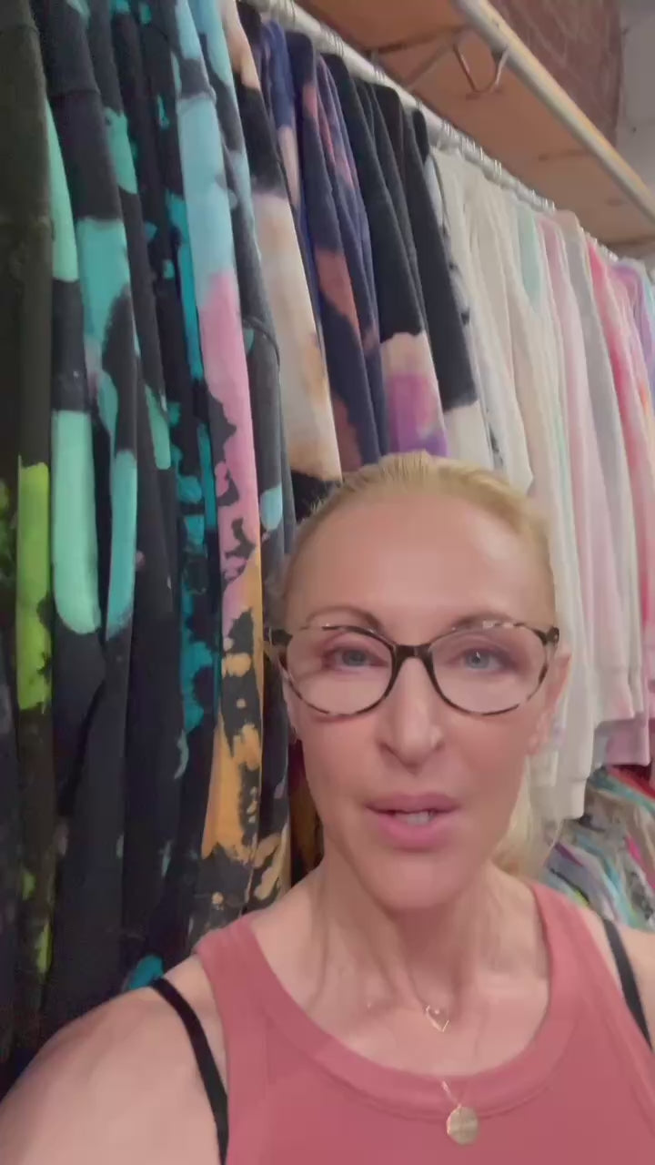 Translation missing: en.block.video.load_video